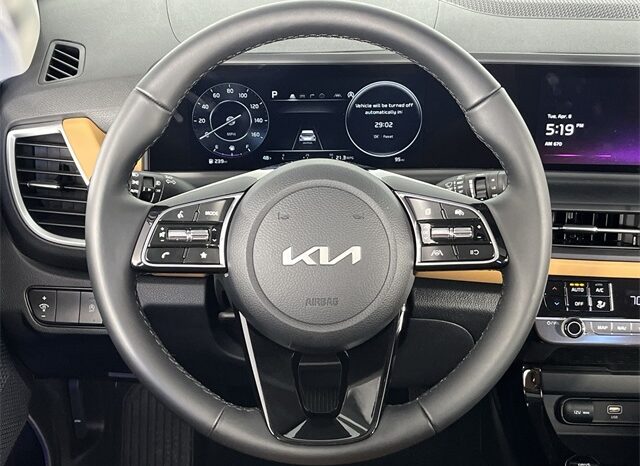 
								Kia Seltos full									