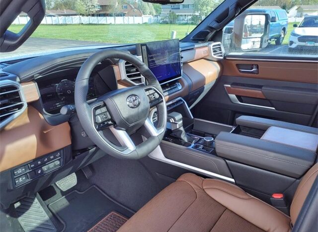 
								Toyota Tundra Hybrid full									