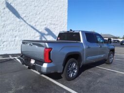 
										Toyota Tundra Hybrid full									