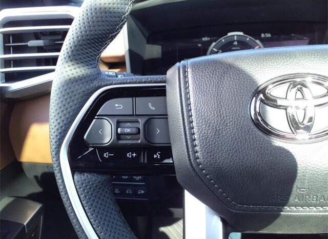 
								Toyota Tundra Hybrid full									