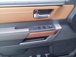 
										Toyota Tundra Hybrid full									