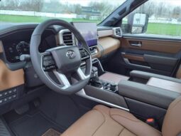 
										Toyota Tundra Hybrid full									