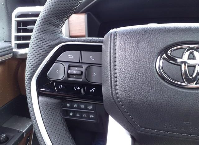 
								Toyota Tundra Hybrid full									