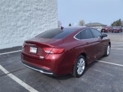 
										Chrysler 200 full									