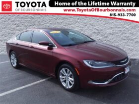 Chrysler 200