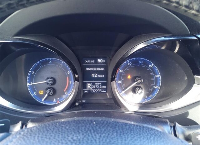 
								Toyota Corolla full									
