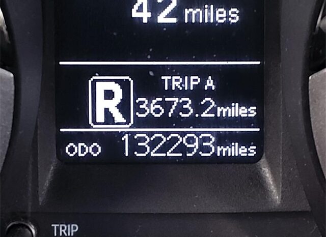 
								Toyota Corolla full									