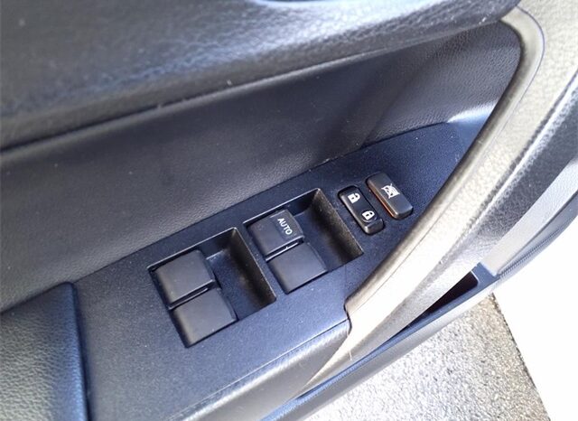 
								Toyota Corolla full									