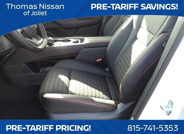 
								Nissan Rogue full									