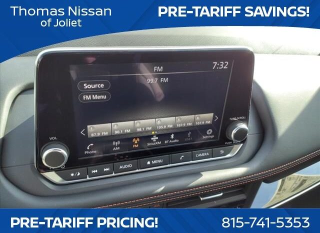 
								Nissan Rogue full									