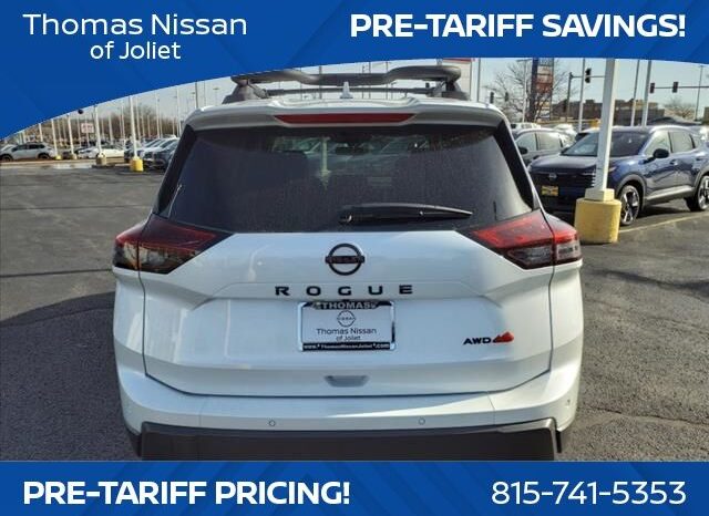 
								Nissan Rogue full									