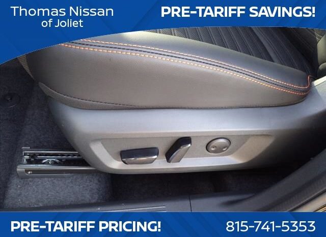 
								Nissan Rogue full									