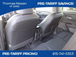 
										Nissan Rogue full									