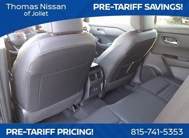 
								Nissan Rogue full									
