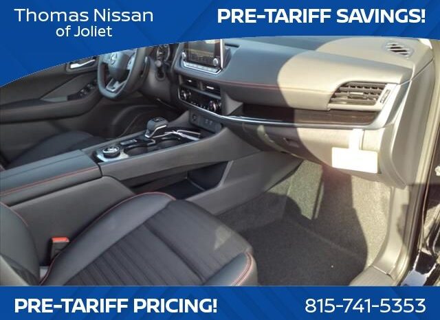 
								Nissan Rogue full									