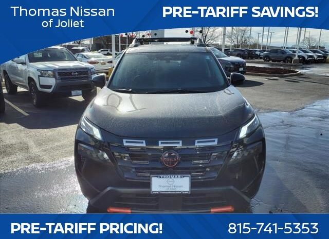 
								Nissan Rogue full									