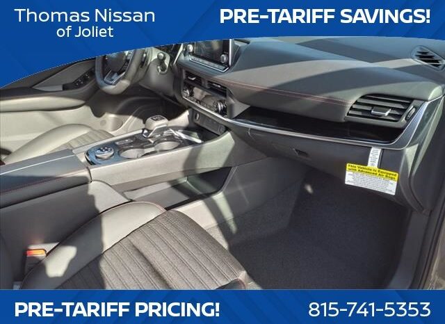 
								Nissan Rogue full									