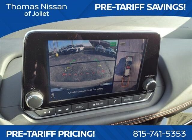 
								Nissan Rogue full									