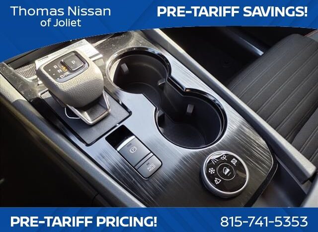 
								Nissan Rogue full									