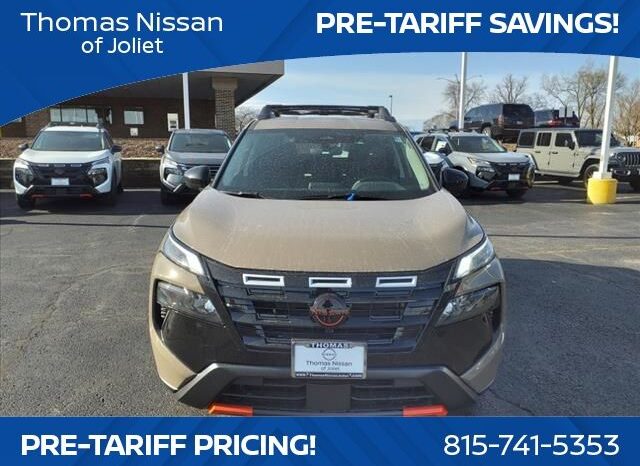 
								Nissan Rogue full									