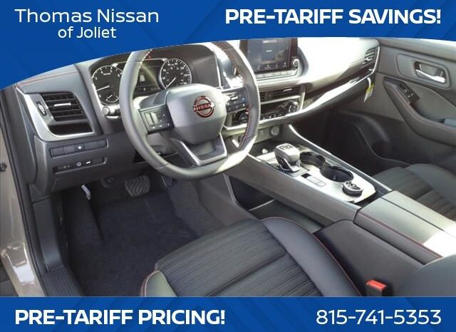 
								Nissan Rogue full									