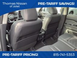 
										Nissan Pathfinder full									