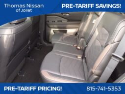 
										Nissan Pathfinder full									