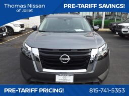 
										Nissan Pathfinder full									