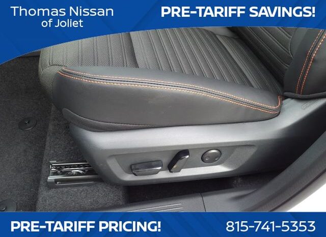 
								Nissan Rogue full									