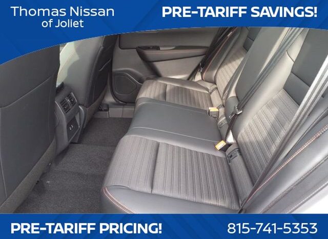 
								Nissan Rogue full									