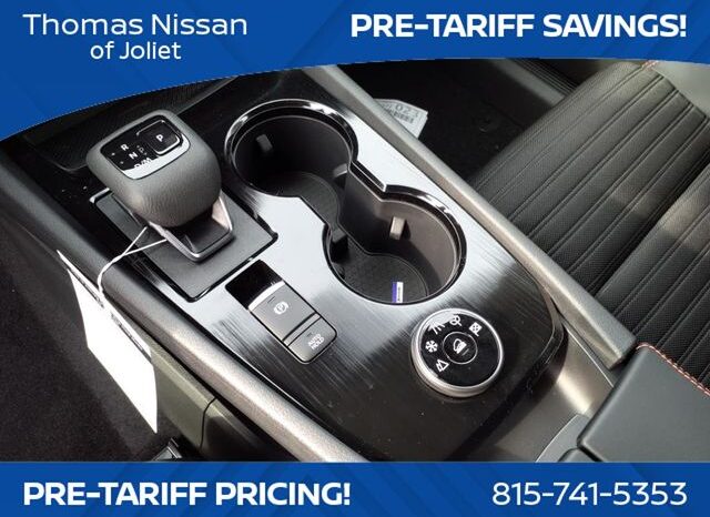 
								Nissan Rogue full									