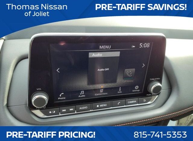 
								Nissan Rogue full									
