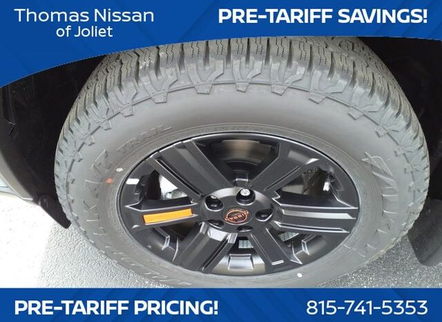
								Nissan Rogue full									