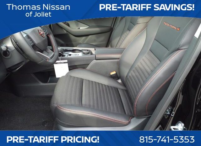
								Nissan Rogue full									