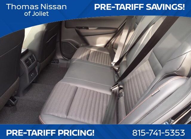 
								Nissan Rogue full									