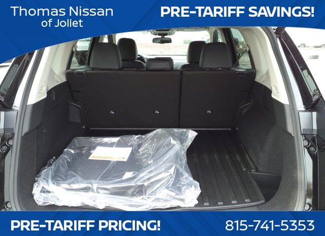 
								Nissan Rogue full									