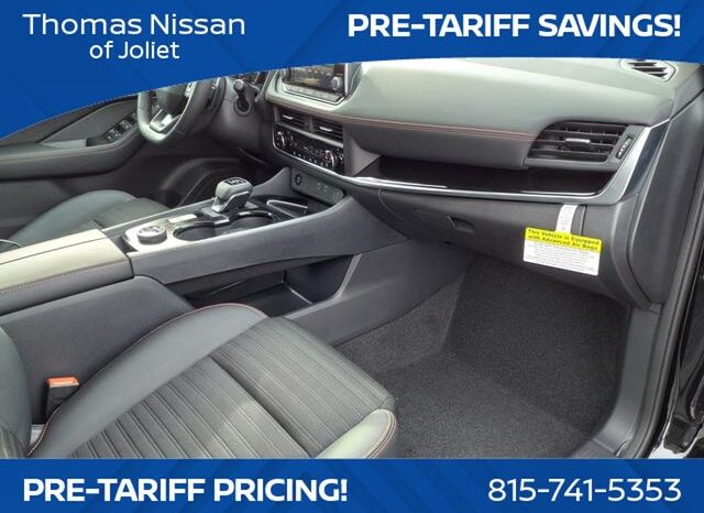 
								Nissan Rogue full									