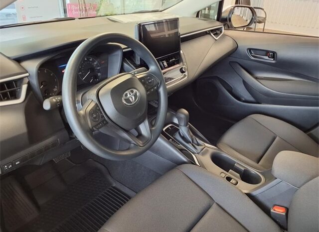 
								Toyota Corolla full									