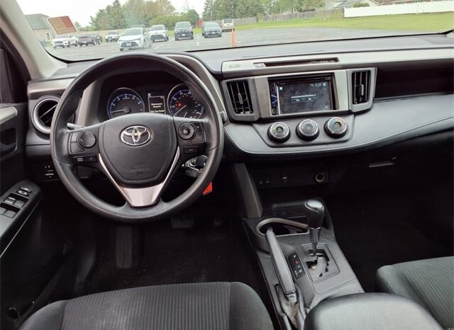 
								Toyota RAV4 full									