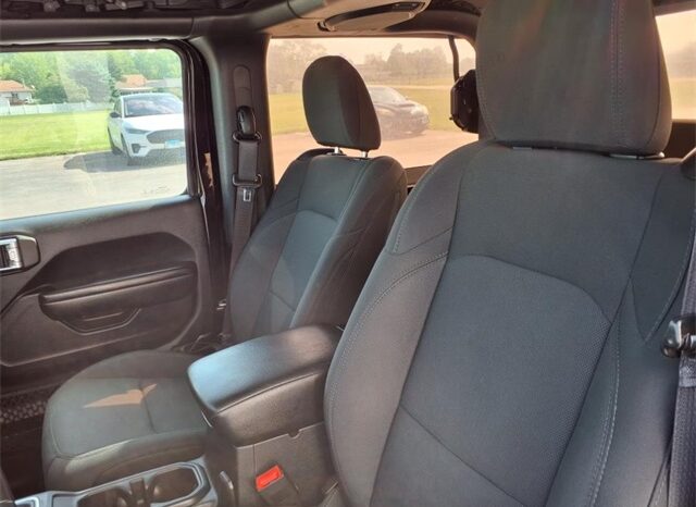 
 Jeep Wrangler full									