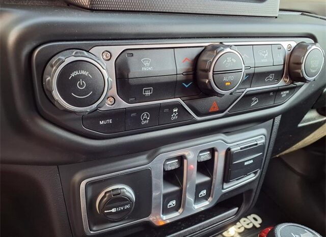 
 Jeep Wrangler full									