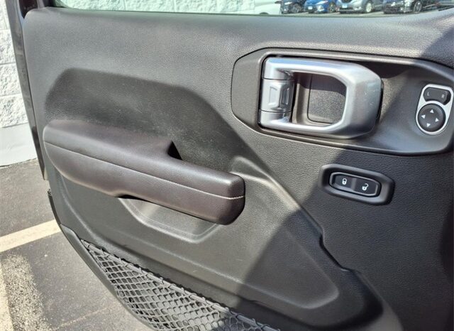 
 Jeep Wrangler full									