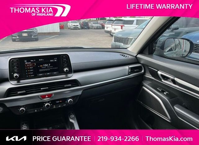 
								Kia Telluride full									