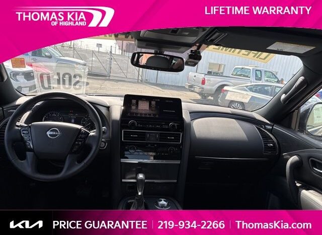 
								Nissan Armada full									