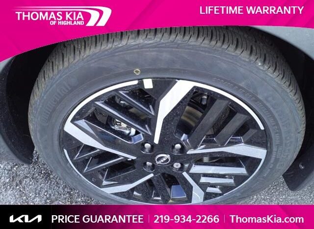 
 Nissan Versa full									