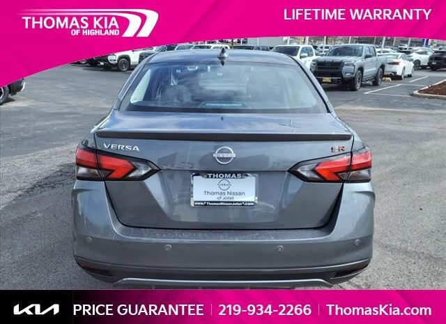 
 Nissan Versa full									