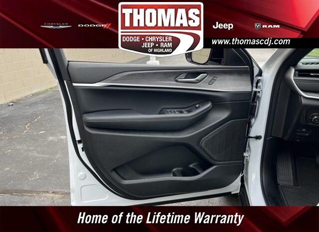 
								Jeep Grand Cherokee L full									