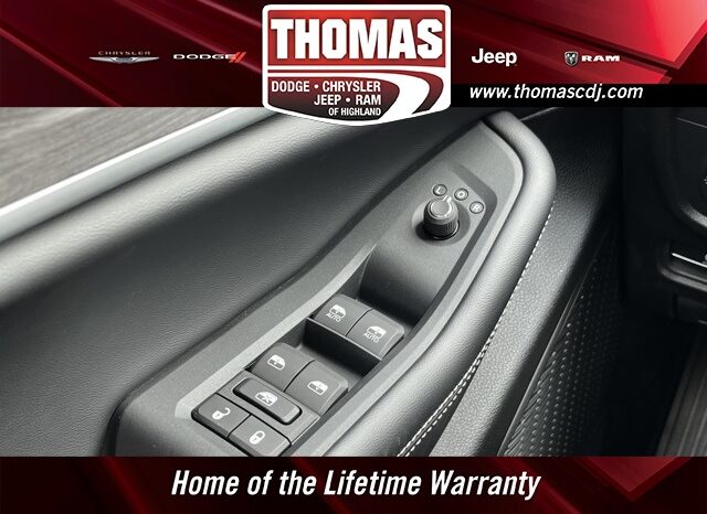 
								Jeep Grand Cherokee L full									