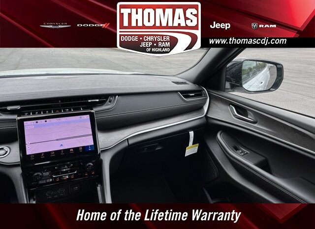 
								Jeep Grand Cherokee L full									