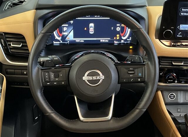 
								Nissan Rogue full									